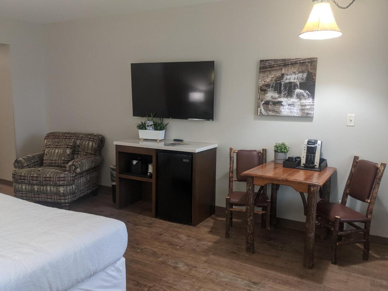 Hotel Abe Martin &